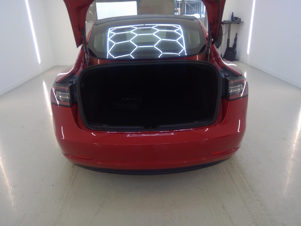 Foto 10 van Tesla Model 3