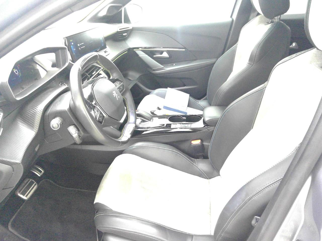 Foto 7 van Peugeot E-208