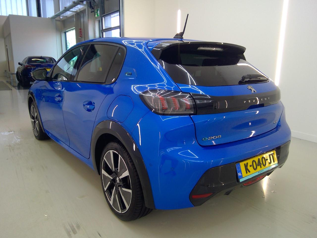 Foto 5 van Peugeot E-208