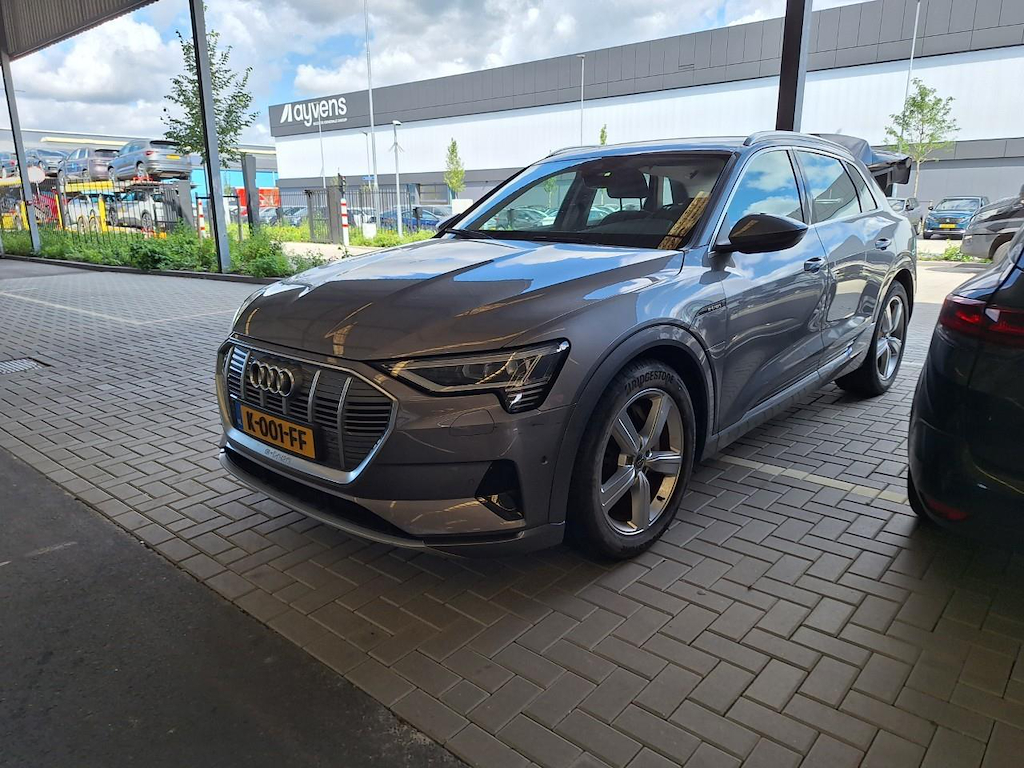 Foto 2 van Audi e-tron