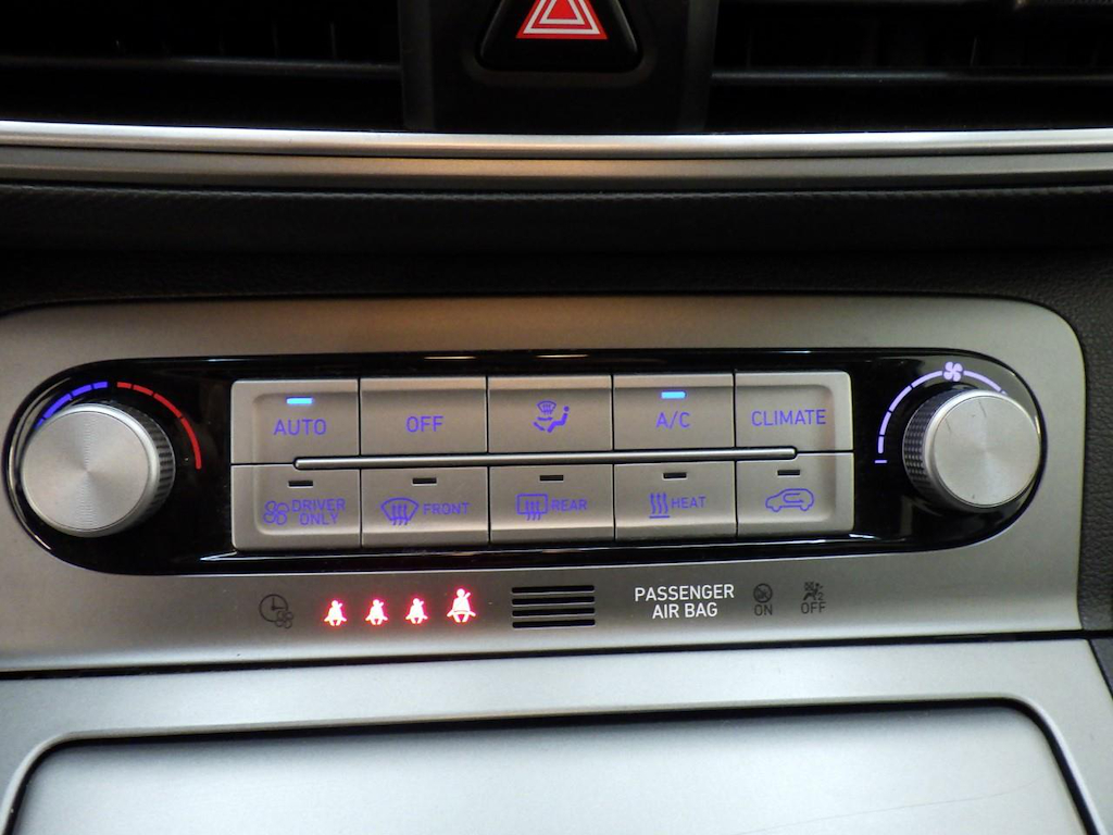 Foto 15 van Hyundai Kona