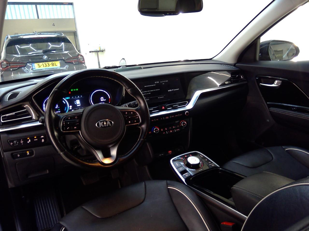 Foto 9 van Kia Niro