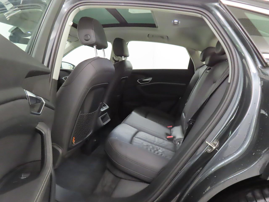 Foto 7 van Audi e-tron sportback