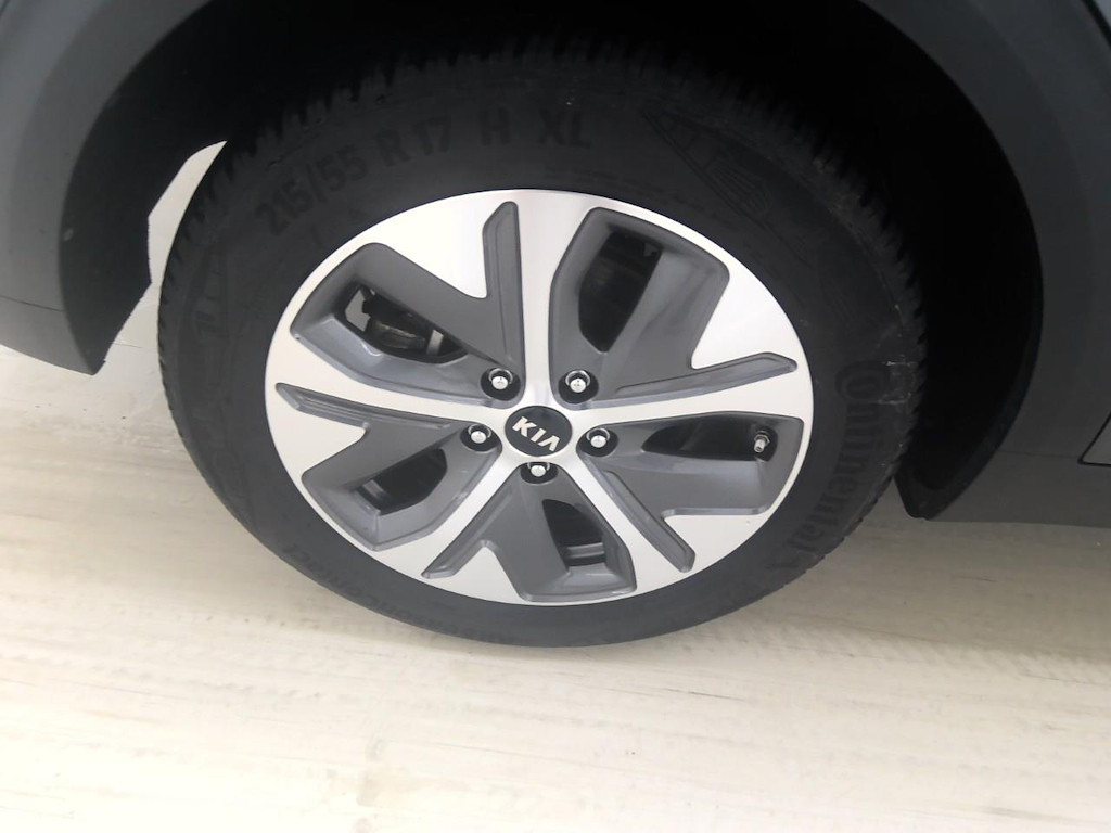 Foto 12 van Kia Niro