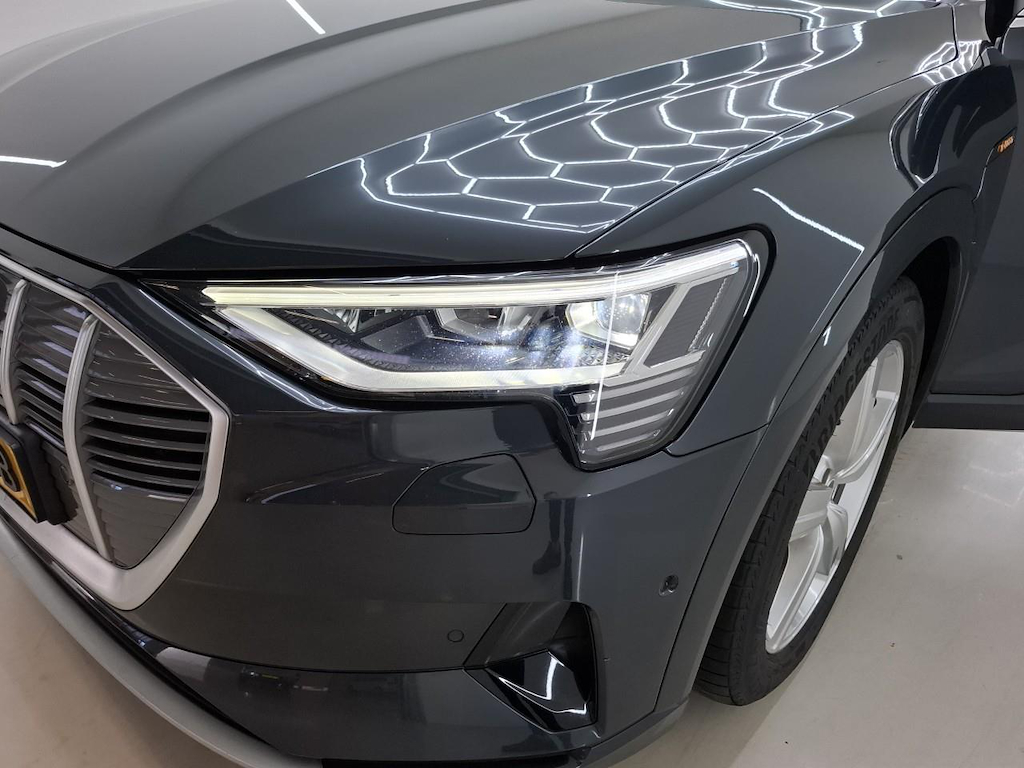 Foto 18 van Audi e-tron sportback