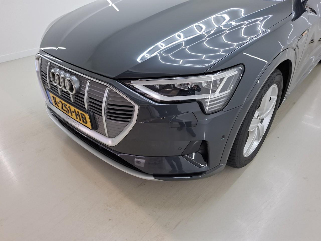 Foto 35 van Audi e-tron sportback