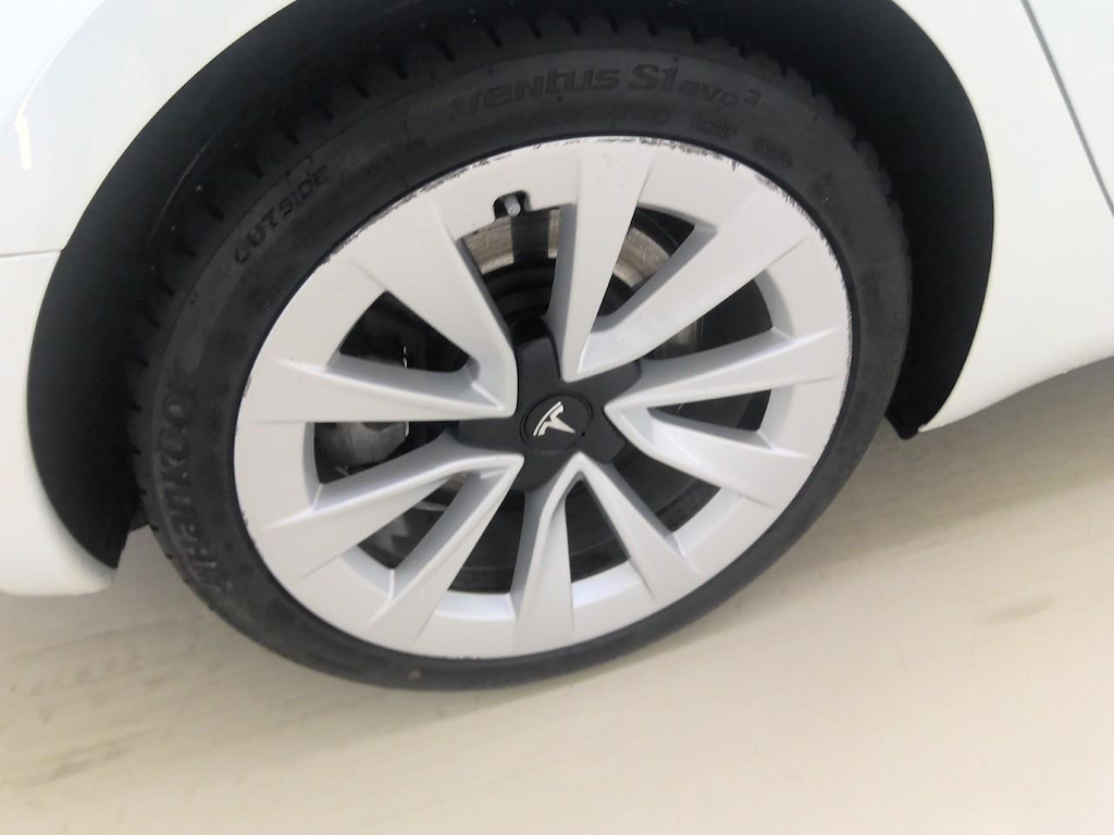 Foto 27 van Tesla Model 3