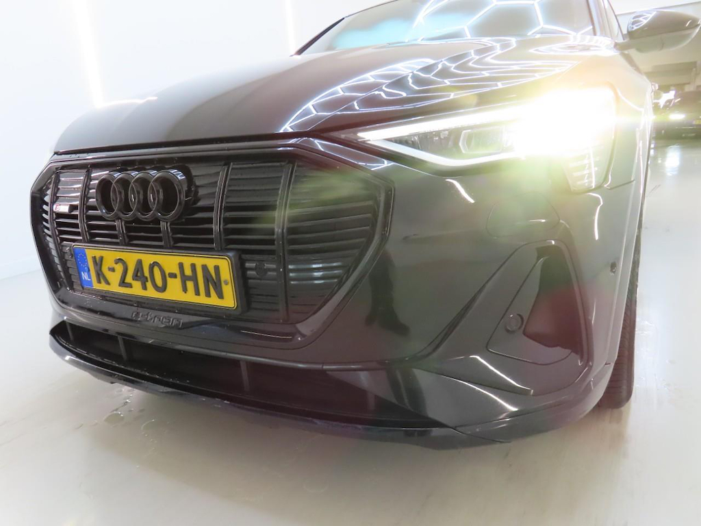 Foto 30 van Audi e-tron sportback