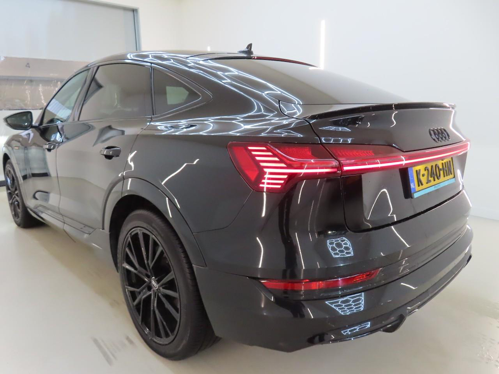 Foto 6 van Audi e-tron sportback
