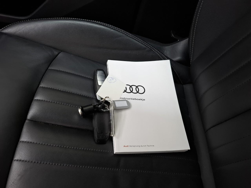 Foto 22 van Audi e-tron