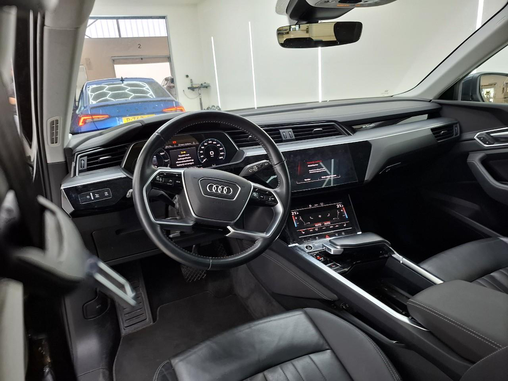Foto 5 van Audi e-tron