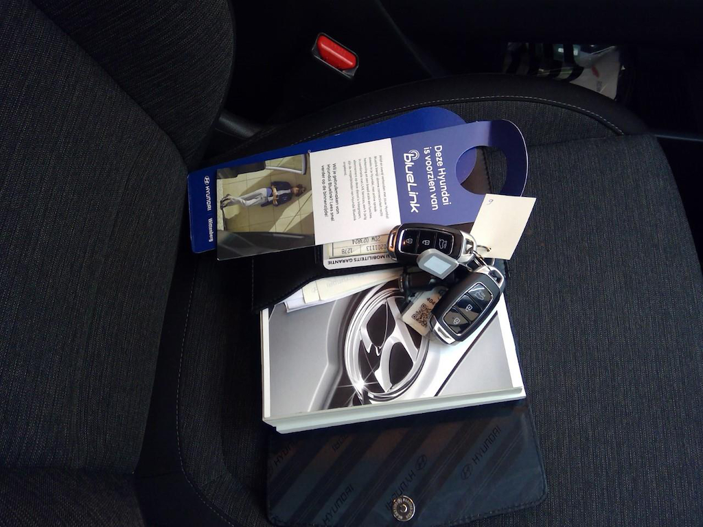Foto 12 van Hyundai Kona