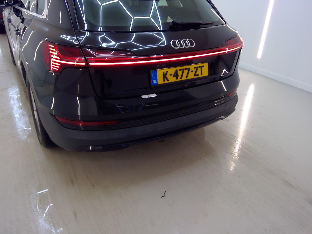 Foto 33 van Audi e-tron