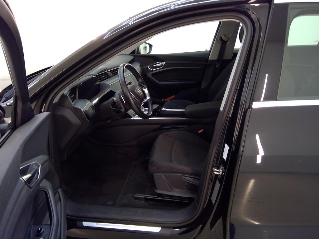 Foto 6 van Audi e-tron