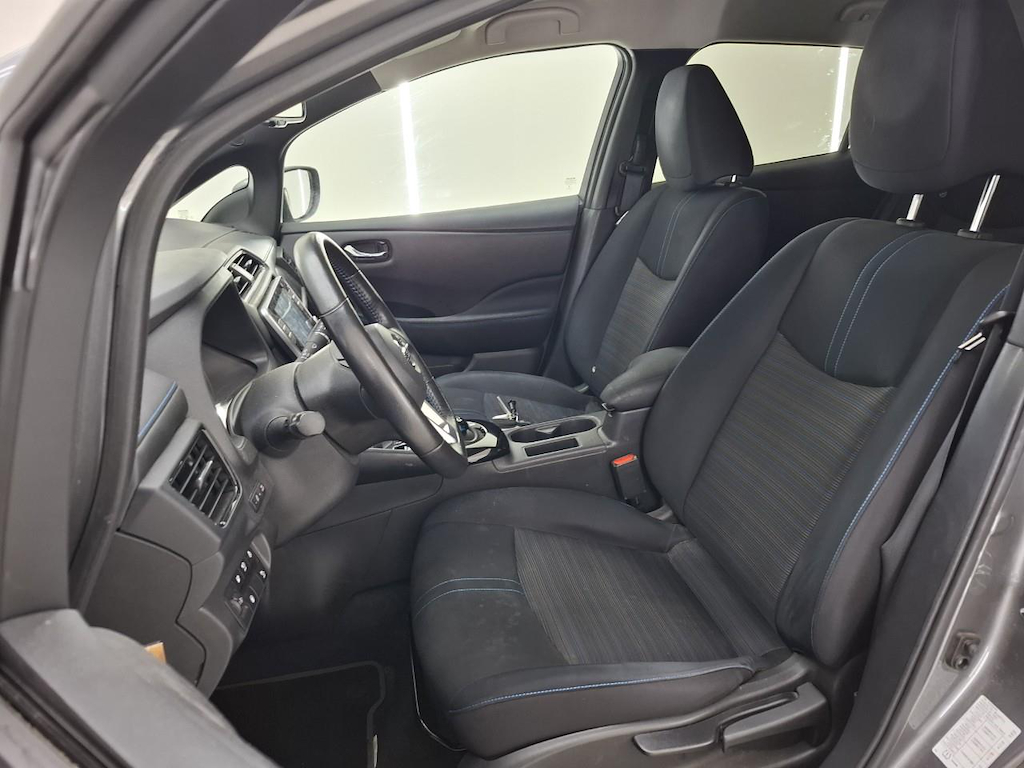 Foto 8 van Nissan Leaf