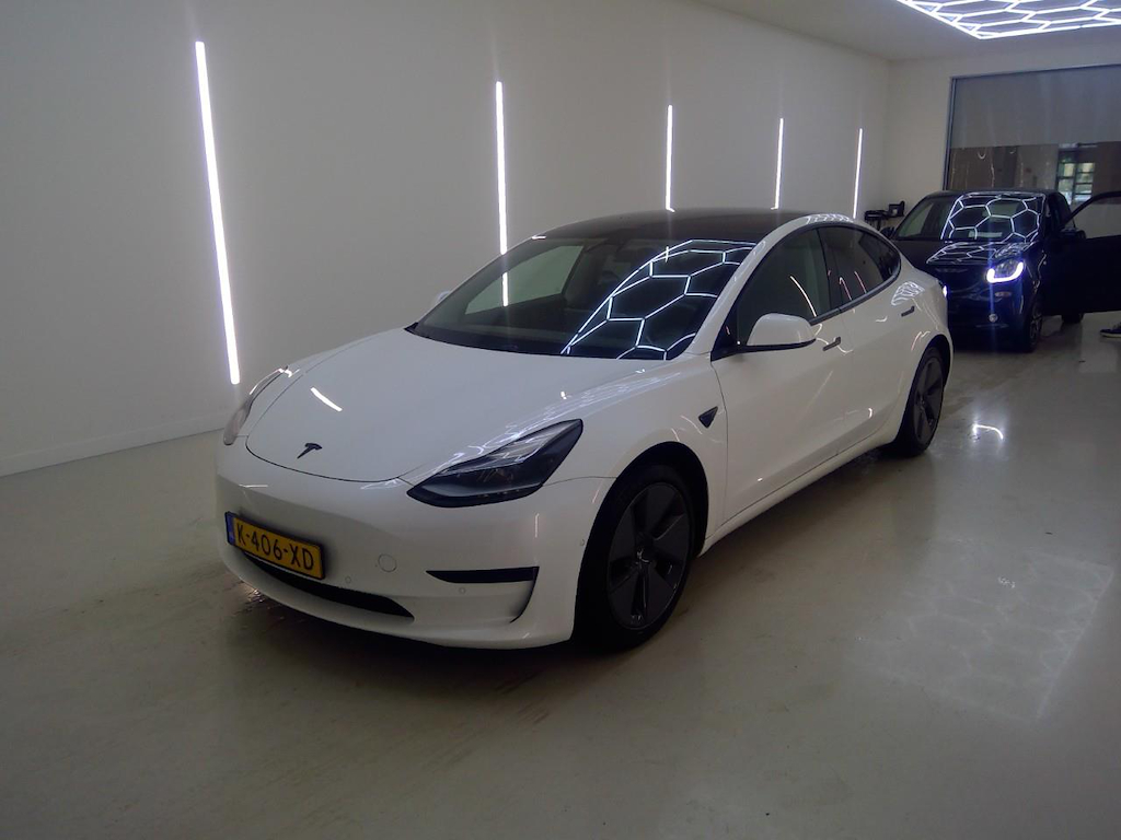 Foto 2 van Tesla Model 3