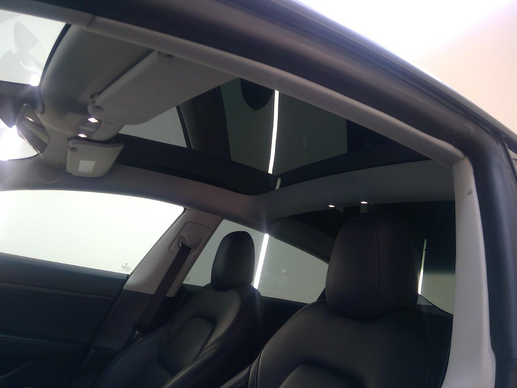 Foto 20 van Tesla Model 3