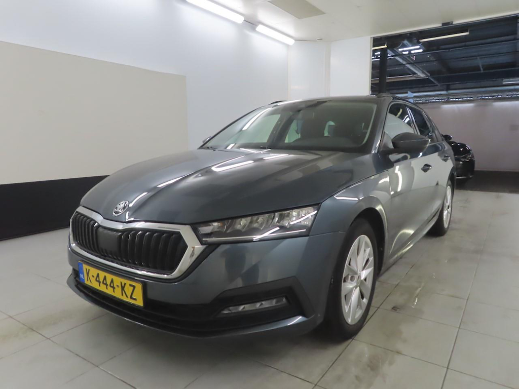 Skoda Octavia Combi 1.0 TSI e-TEC MHEV DSG Business Edition 5d