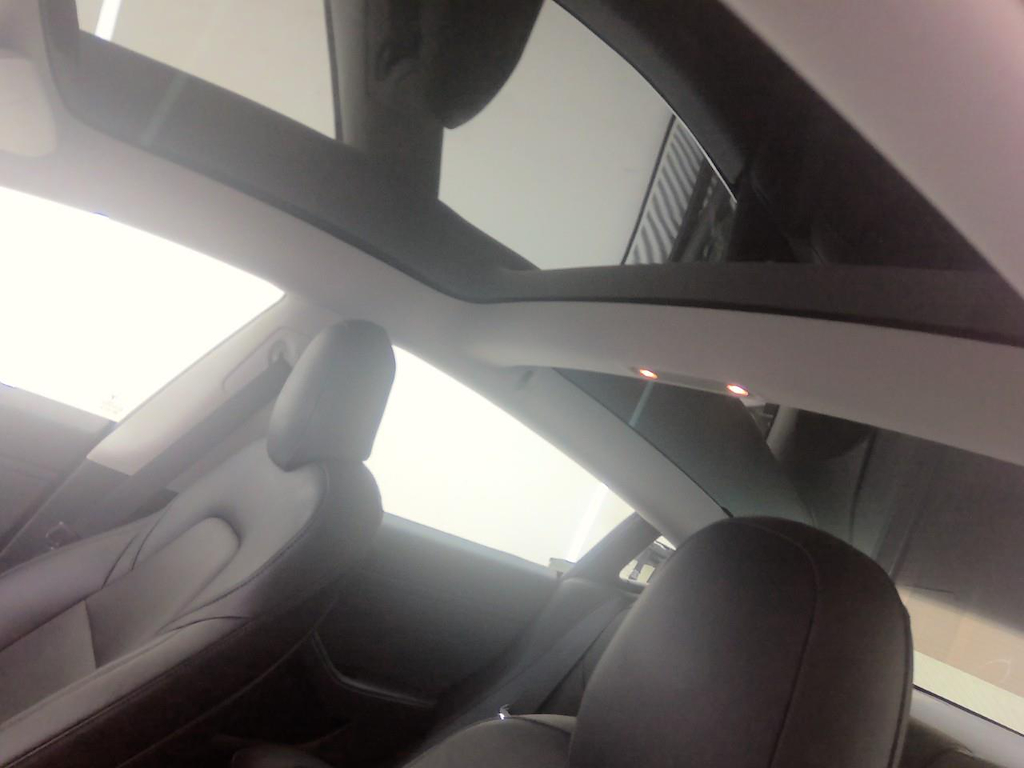 Foto 18 van Tesla Model 3