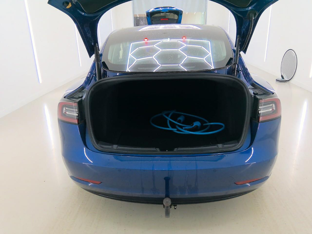 Foto 10 van Tesla Model 3