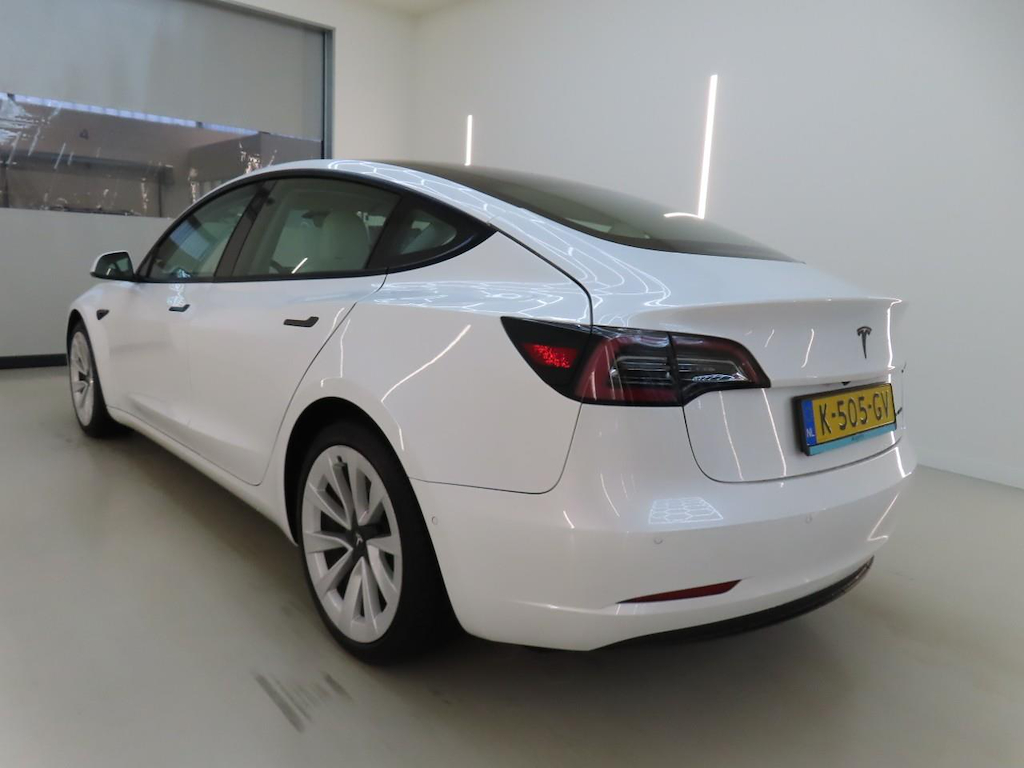 Foto 5 van Tesla Model 3