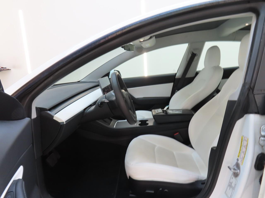Foto 6 van Tesla Model 3