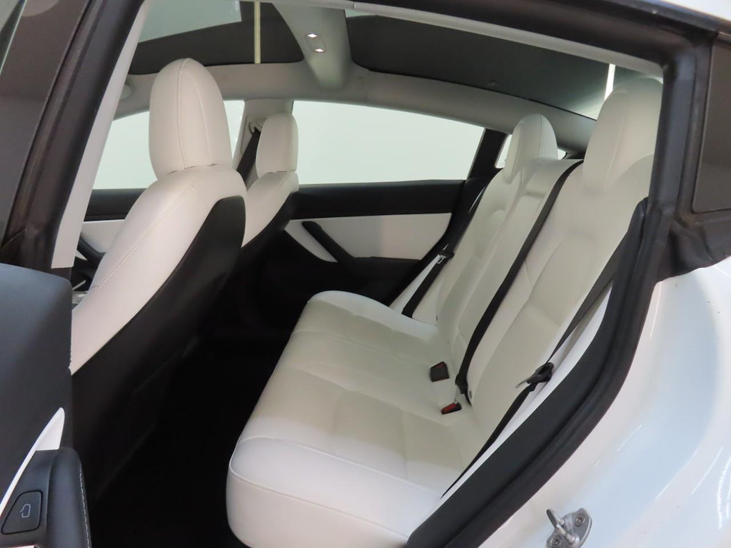 Foto 7 van Tesla Model 3