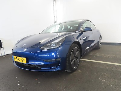 Ayvens Carmarket den TESLA Model 3 satın al