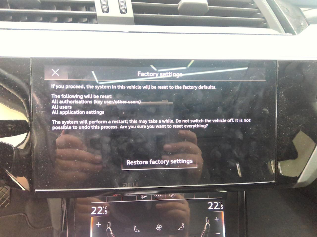Foto 18 van Audi e-tron