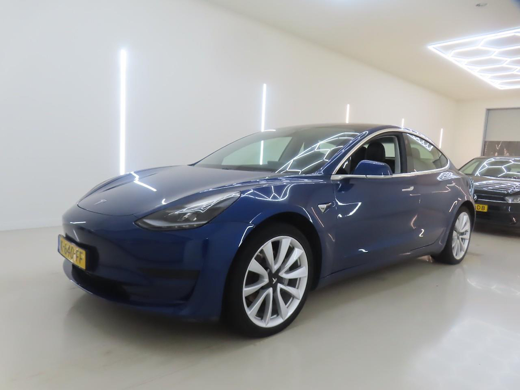 Foto 2 van Tesla Model 3
