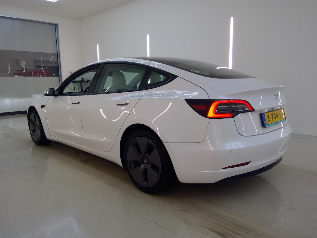 Foto 5 van Tesla Model 3