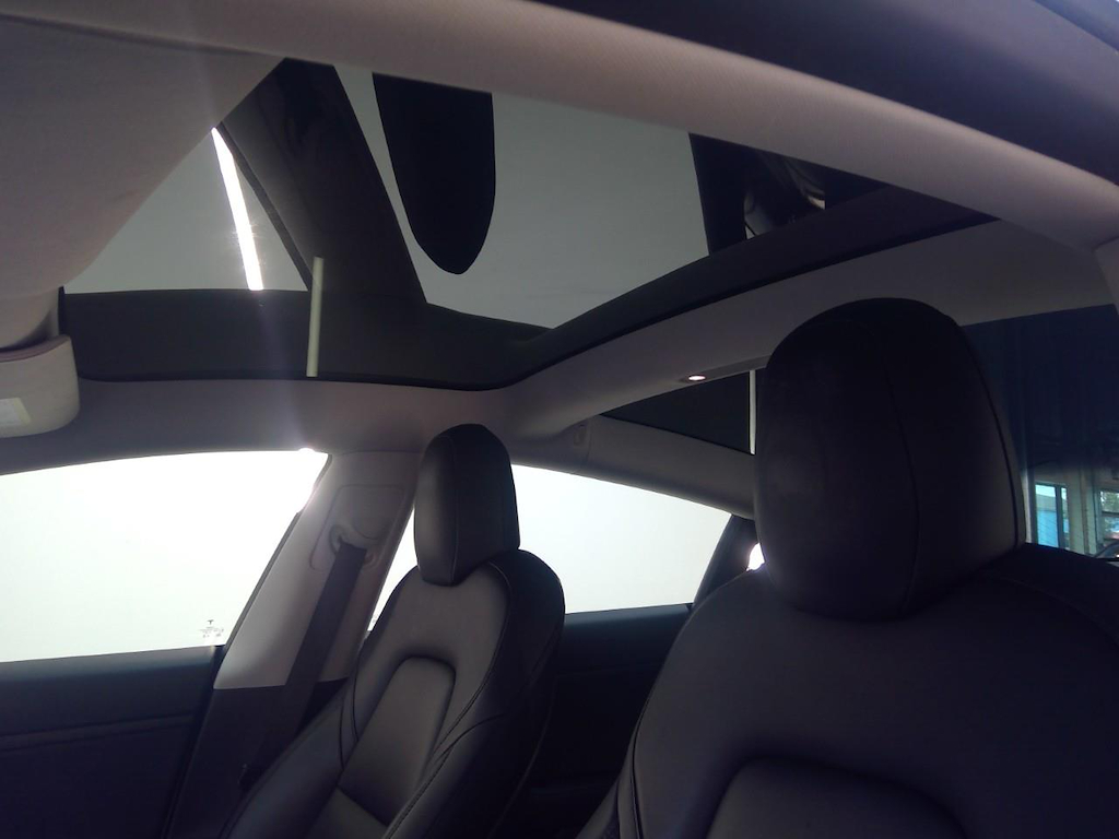 Foto 17 van Tesla Model 3