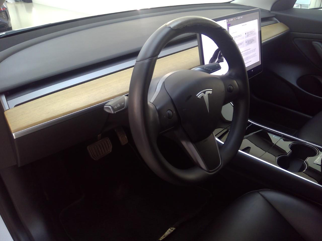 Foto 28 van Tesla Model 3