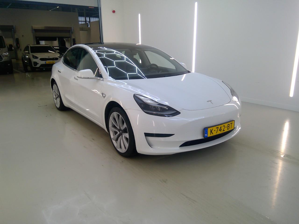 Foto 6 van Tesla Model 3