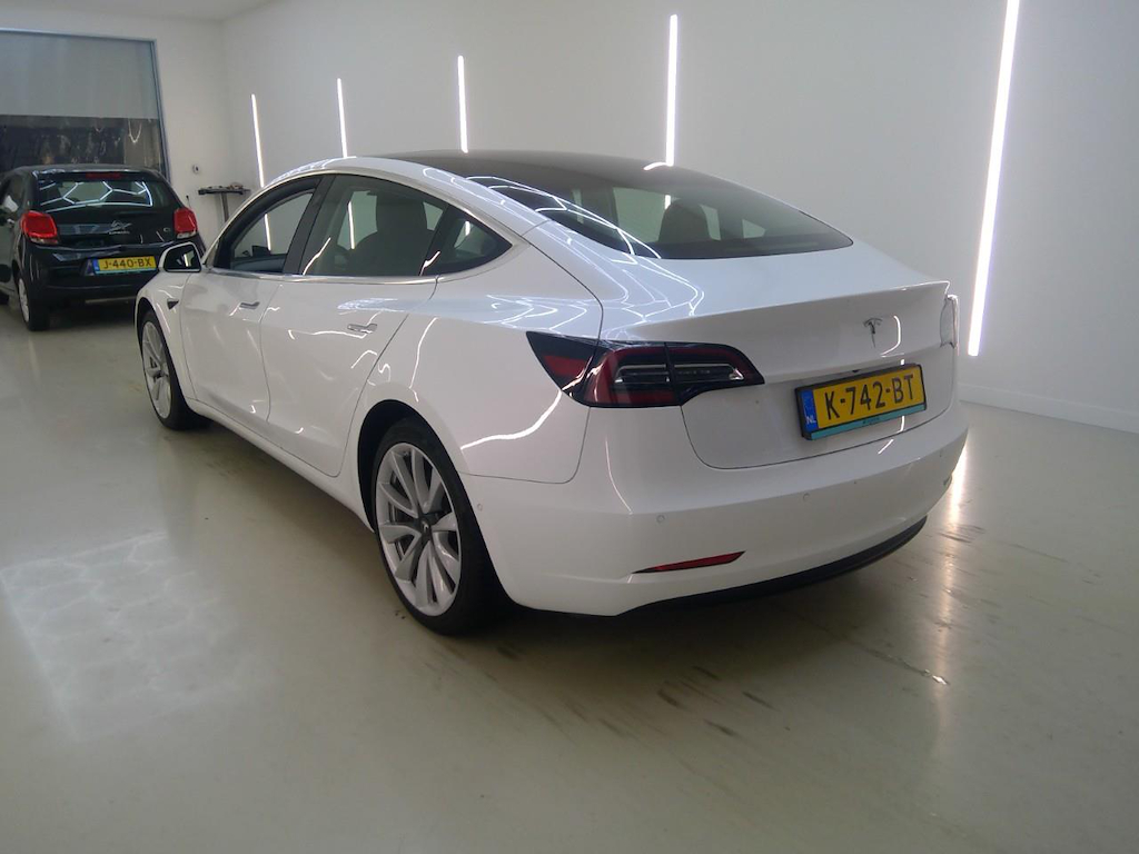 Foto 7 van Tesla Model 3