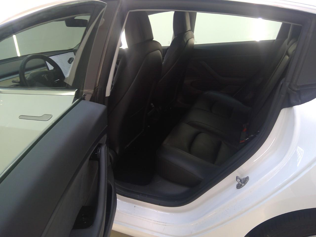 Foto 9 van Tesla Model 3