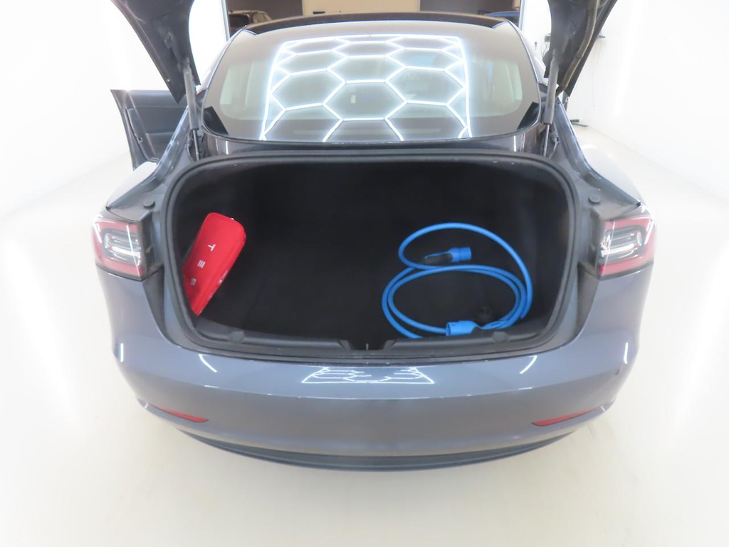 Foto 9 van Tesla Model 3