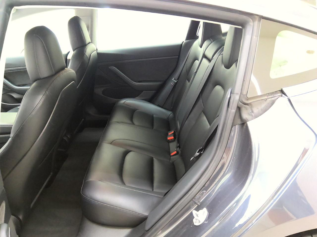 Foto 11 van Tesla Model 3