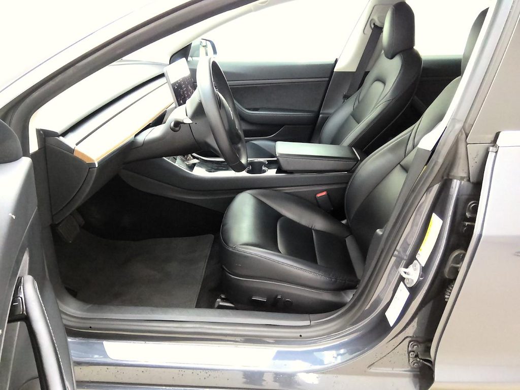 Foto 10 van Tesla Model 3