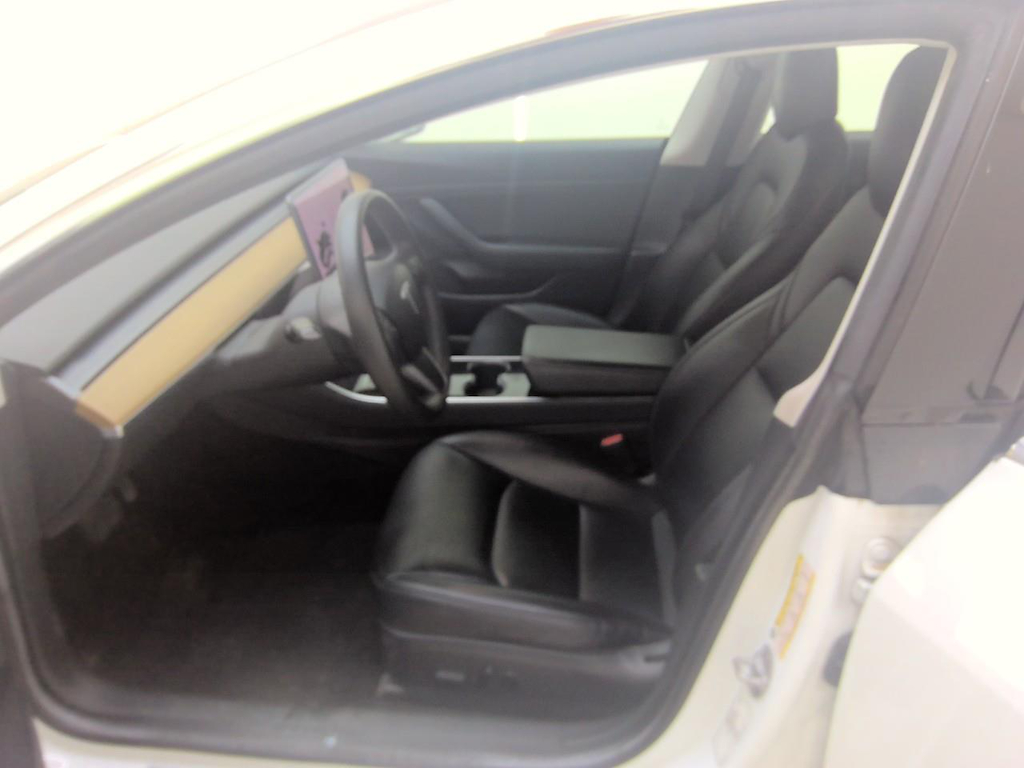 Foto 8 van Tesla Model 3