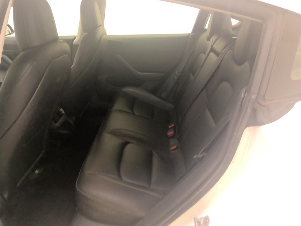 Foto 9 van Tesla Model 3