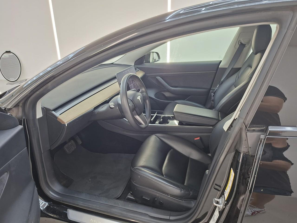 Foto 4 van Tesla Model 3