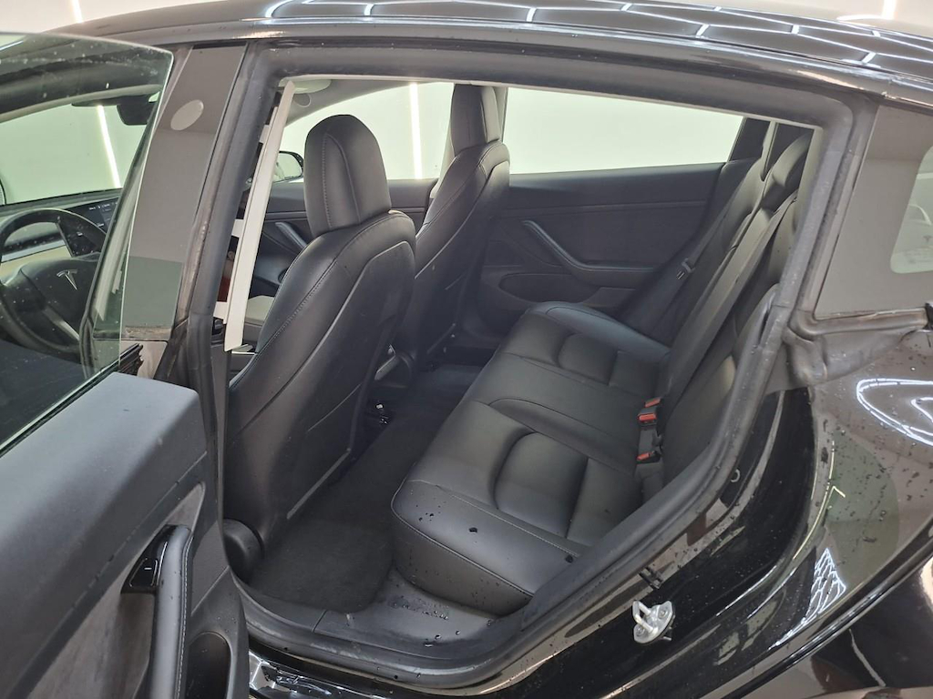 Foto 5 van Tesla Model 3