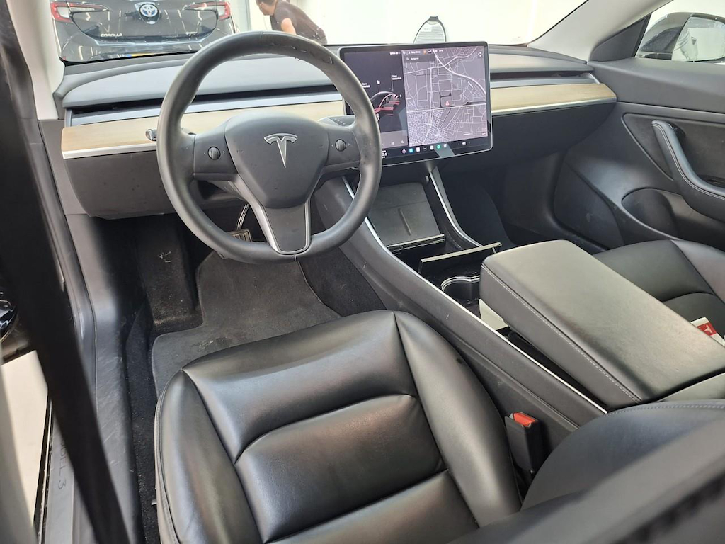 Foto 6 van Tesla Model 3
