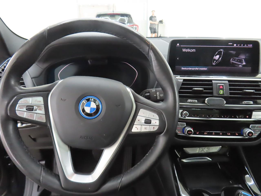 Foto 3 van BMW ix3