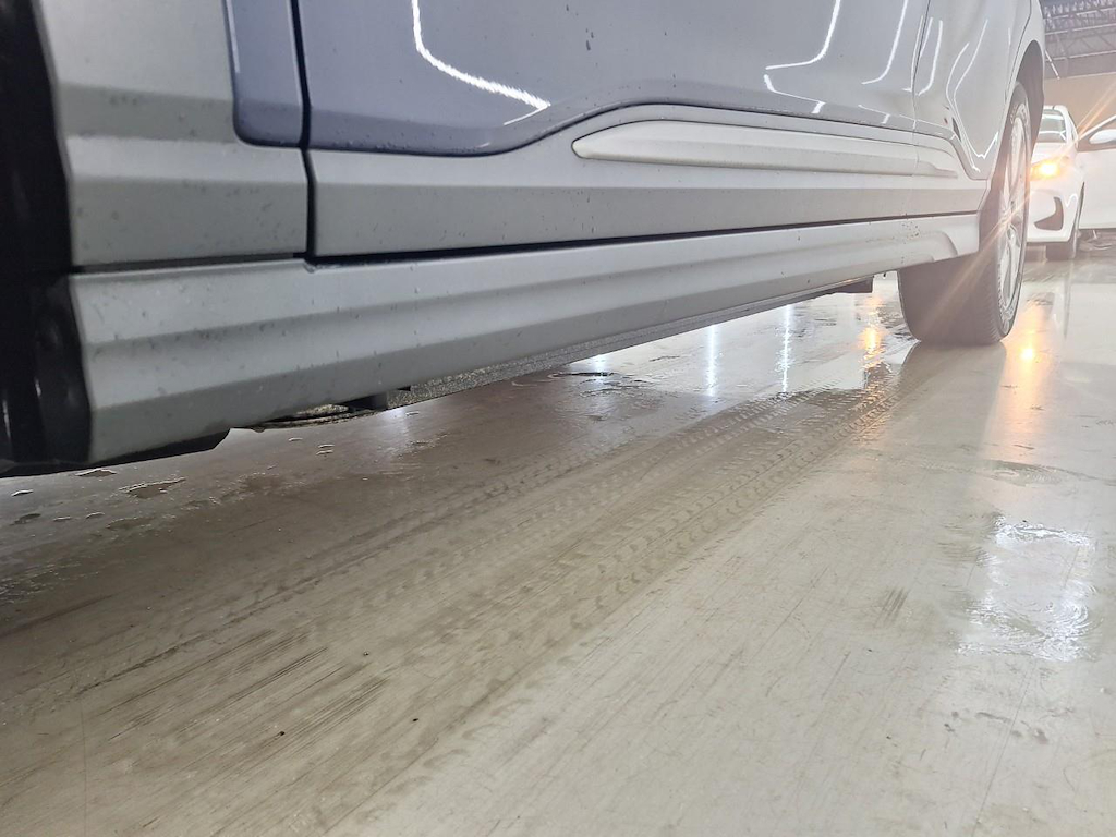 Photo 10 of Hyundai Kona