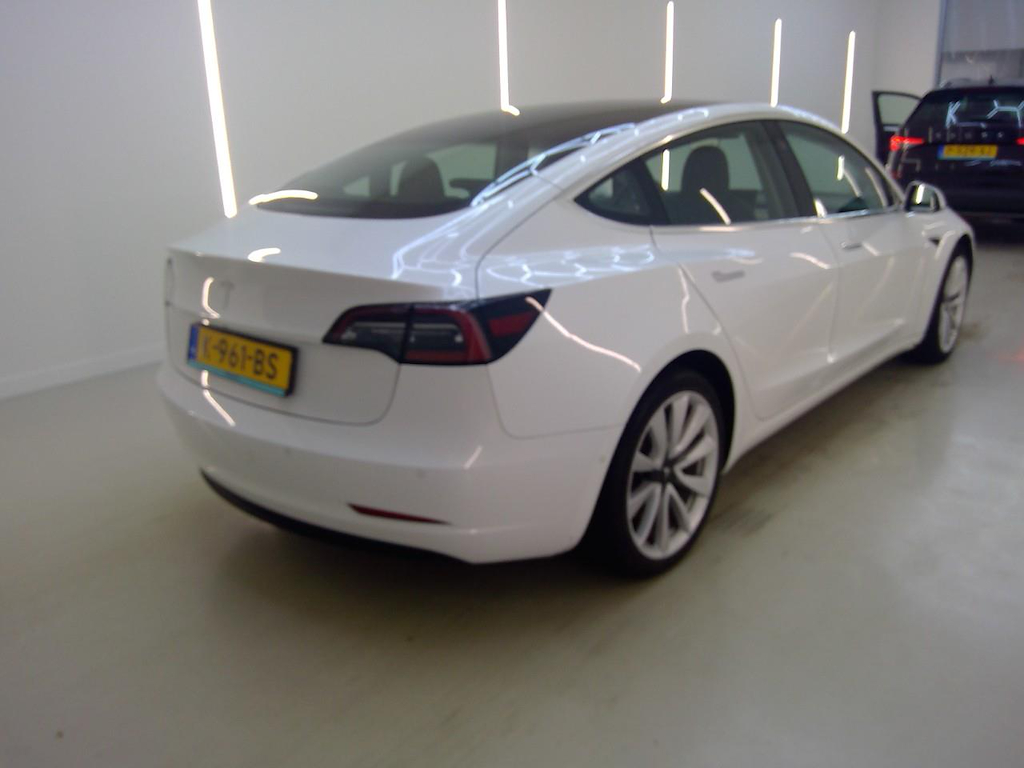 Foto 3 van Tesla Model 3