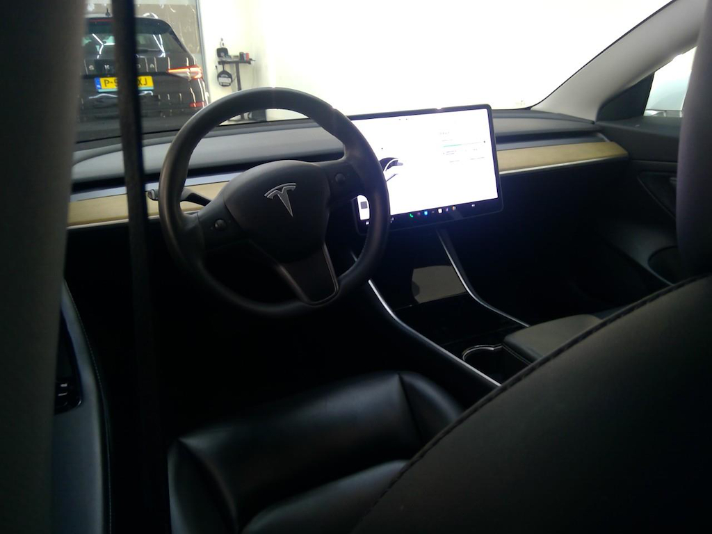 Foto 4 van Tesla Model 3