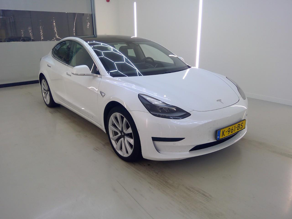 Foto 6 van Tesla Model 3
