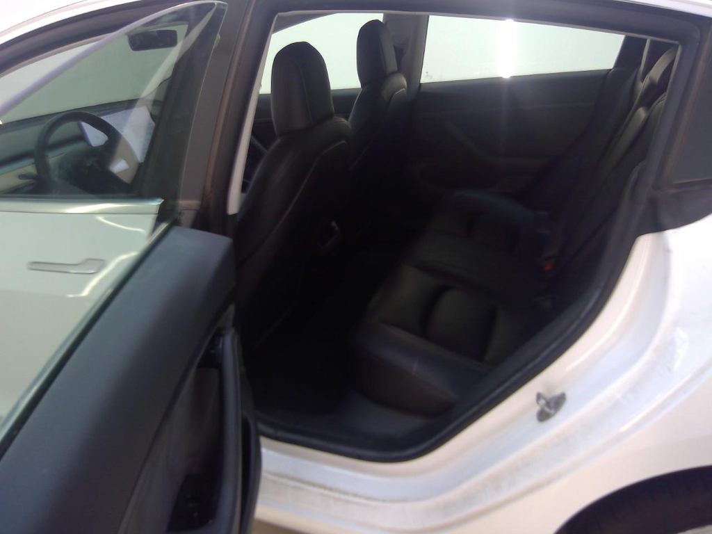 Foto 9 van Tesla Model 3